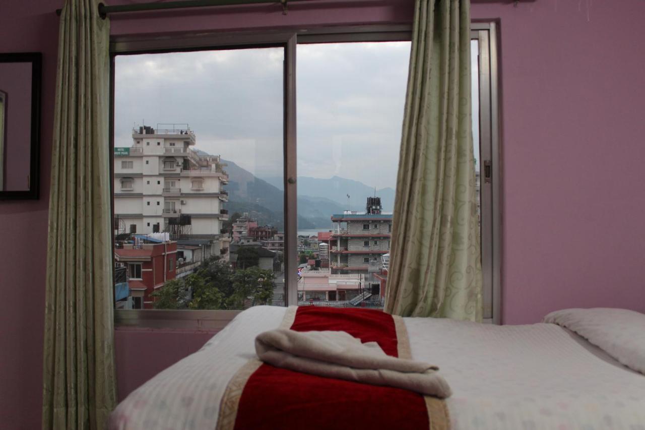 Hotel Snow Leopard โพคารา ภายนอก รูปภาพ